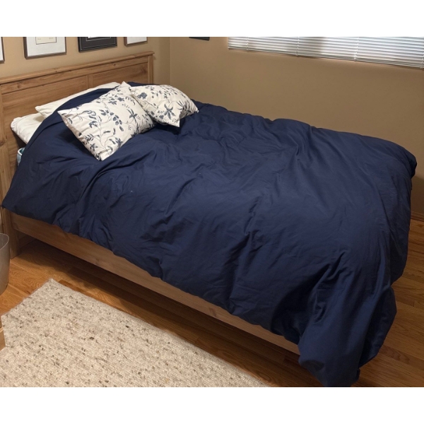 Double Bed w/ Frame, Mattress, Frame and Bedding Incl. Feather Duvet 