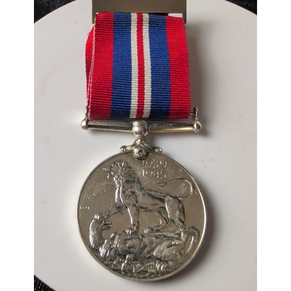 STERLING - WWII War Medal -British Commonwealth Campaign Medal 1939-1945 