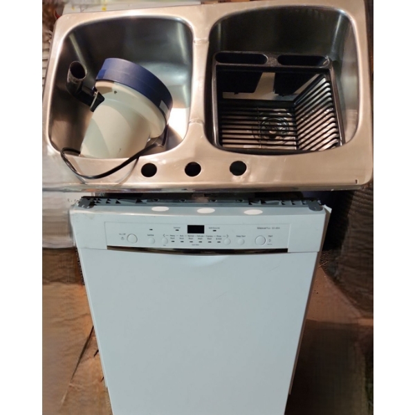 White Bosch SHE3ARF2UC/14 Dishwasher 24 W, 22 D, 35 T, Double Sink 31 W X 20.5 D and Garburator