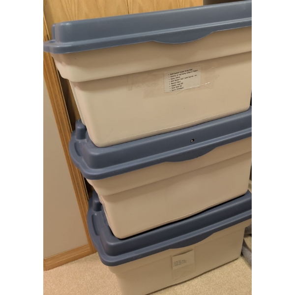3 XL Rubbermaid Storage Totes w/ Lids 