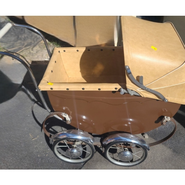 Vintage Doll Buggy w/ Sun Shade 15 W, 33 D, 27 T 
