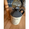 Image 5 : Decorative Stools Incl. Cuba, Stuffed Friends, Stoneware Oil Lamp and More 