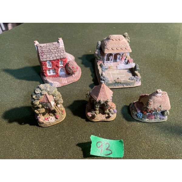Lilliput Lane Collection (5 Pcs)Tree Tops, Little Summer House, Grandma's Garden, Anyone for Tennis