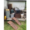 Image 1 : Outdoor and Metal Scrap Materials Lot