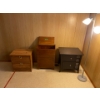 Image 1 : End Tables and laundry Hamper