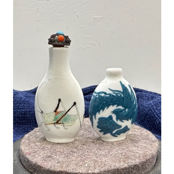 Pair of Hand Painted Grasshopper and Dragon Snuff Bottles 3.5H & 2.5H (one missing lid)