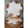 Image 2 : Royal Albert Old Country Roses Fine Bone China - Assorted Sized Plates 
