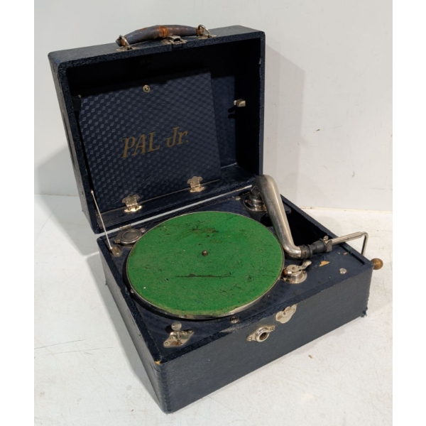 Antique Early 1900s Cirola Pal Jr. Portable Gramophone 