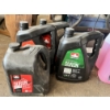 Image 3 : 9 Jugs Of Antifreeze 5 Jugs Washer Fluid 4 Jugs Of 15 w 40 Engine Oil 
