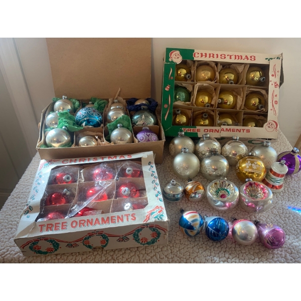 Vintage Christmas Lot, Features Collectable Glass Made in USA, Germany, Poland Christmas Bulbs