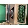 Image 5 : Vintage Typewriters