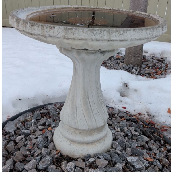 Traditional Concrete Birdbath ft. A Fluted Pedestal Base 25"Tall
