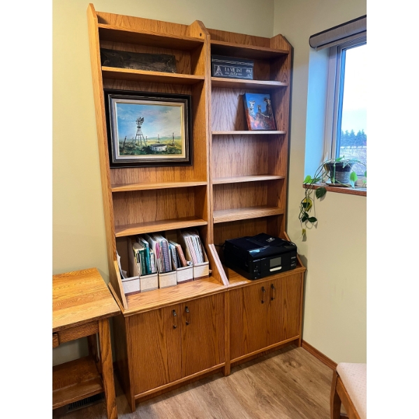 Corner Oak shelving set three pieces in total all very well handcrafted ready for Home or Library 