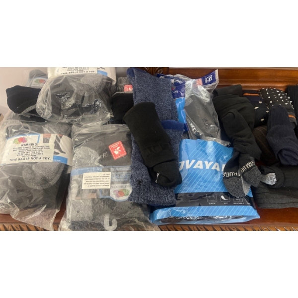 Assortment of Men's Sock of All Sorts(Size L-XL)