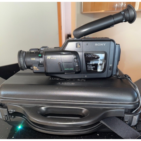 Sony Handycam CCD-F33