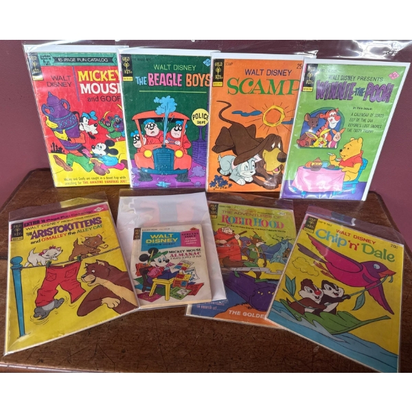 Walt Disney Comic Collection - Chip & Dale Mickey Mouse Winnie The Pooh Robin Hood & More 