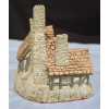 Image 5 : Hand Carving 'The Bothy' By David Winter 