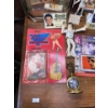 Image 2 : Elvis Collectibles - Figurine, Framed Print, Matchbox Collectibles, Microfiber, Cards, Clock, More 