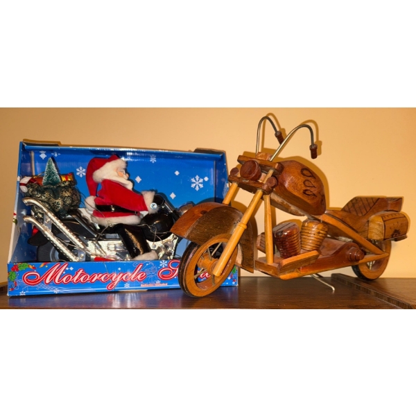Motorcycle Santa & Handmade Wooden Carved Harley Davidson Keepsake Mini Bike