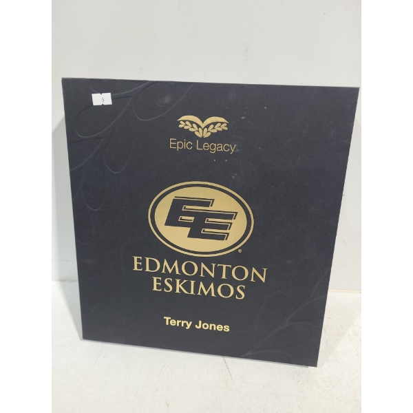 Edmonton Eskimos Epic Legacy Limited Edition Book Numbered 1254 w/ Autograph Cards 12.5 X 13.5 