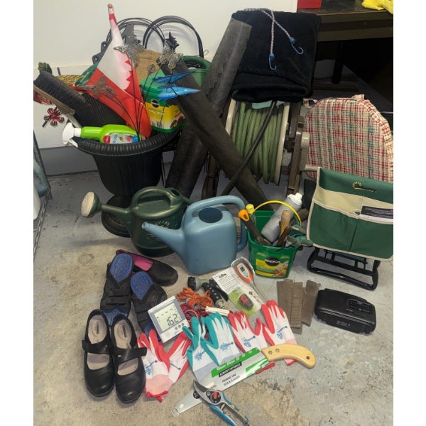 Outdoor Essentials - Watering Cans Miracle Grow Weed Sheild & more