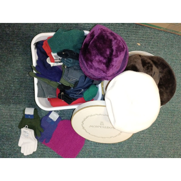 Women's Scarves, Toques, Mittens,  Hats, Gloves of All Styles              