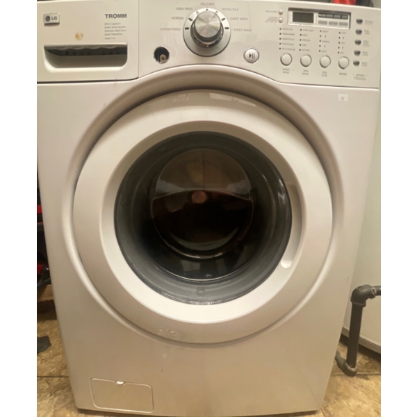 LG Front Loading Fully Automatic Washing Machine Mo.WM2077CW