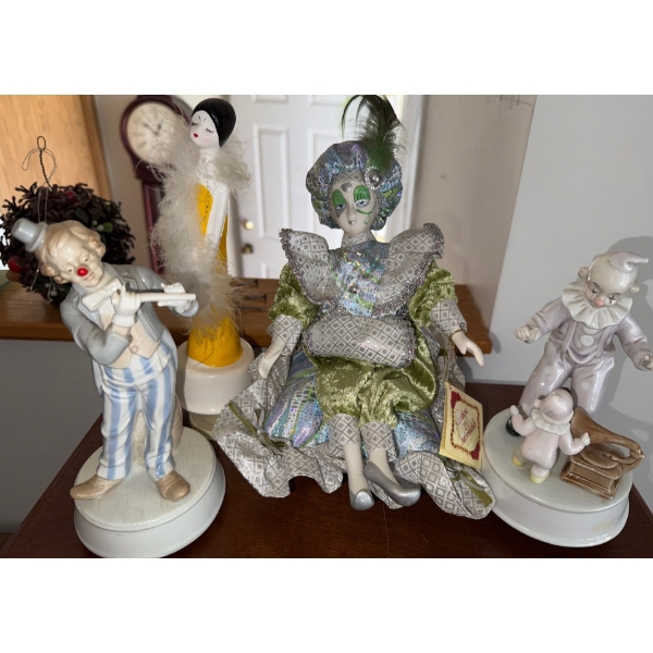 Clownin' Around Again - Vintage Clown Collection 10T