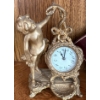 Image 2 : Antique New Haven Cherub Mantle Clock w/ Diamond Shaped Religious Art 3.5T