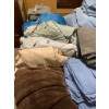 Image 3 : Large lot of Vintage and Modern Bedding and Linens with Blankets and Sheets