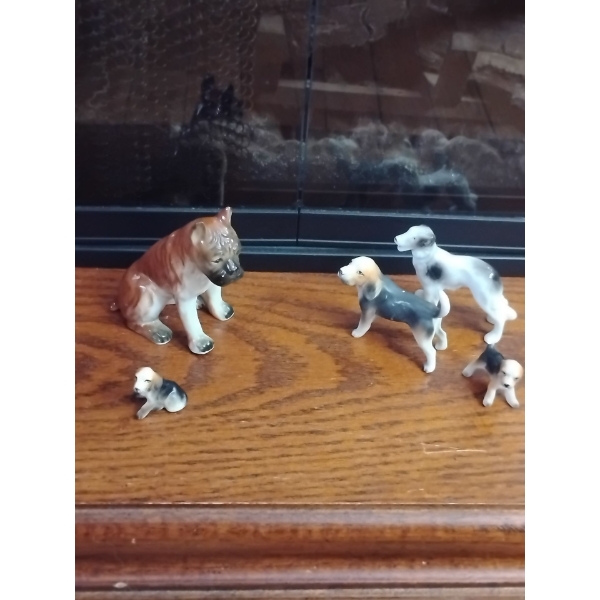 Dog Decor Collection 4T