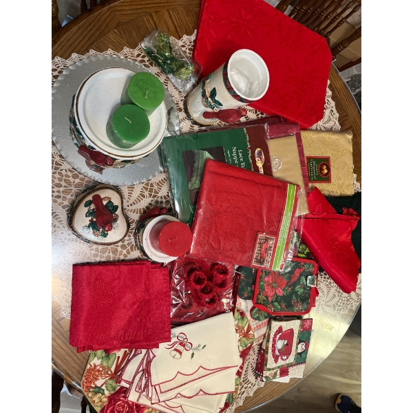  Large collection of placemats tablecloths table runners, napkins for the holiday seasons.