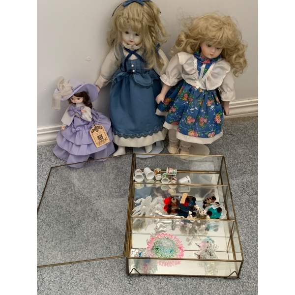 Vintage Porcelain Doll Collection w/ Accessories 15T