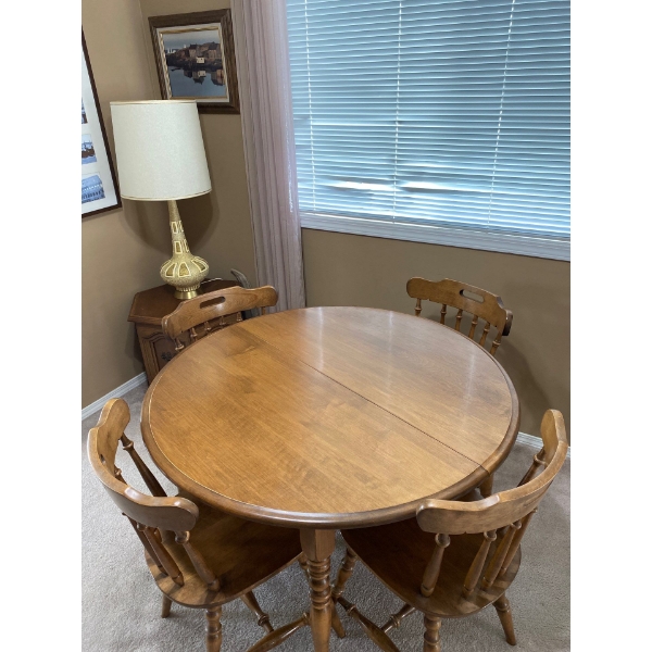 Maple Country Dining Table & 4 Chairs 42D