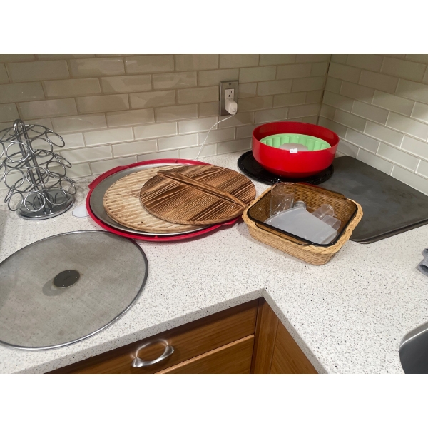 Large Assortment Of Quality Kitchenware