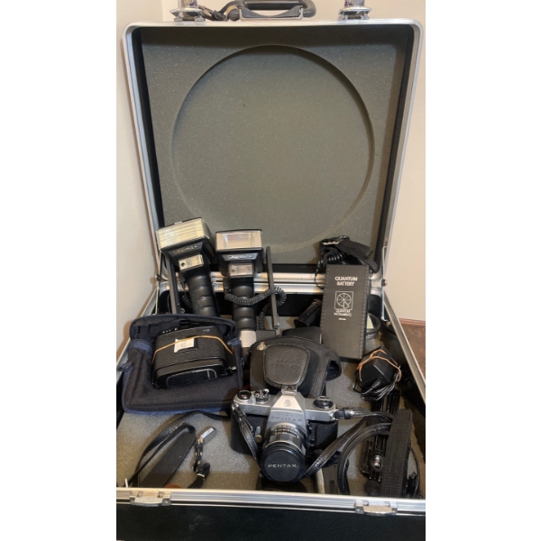 PENTAX Ashani 6207300 SPII w/ Collection of Camera Equipment 
