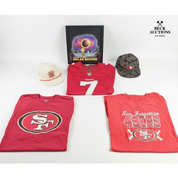 San Francisco 49ers Apparel L-XL, Framed Snoopy And Charlie Brown Enjoying the Eclipse