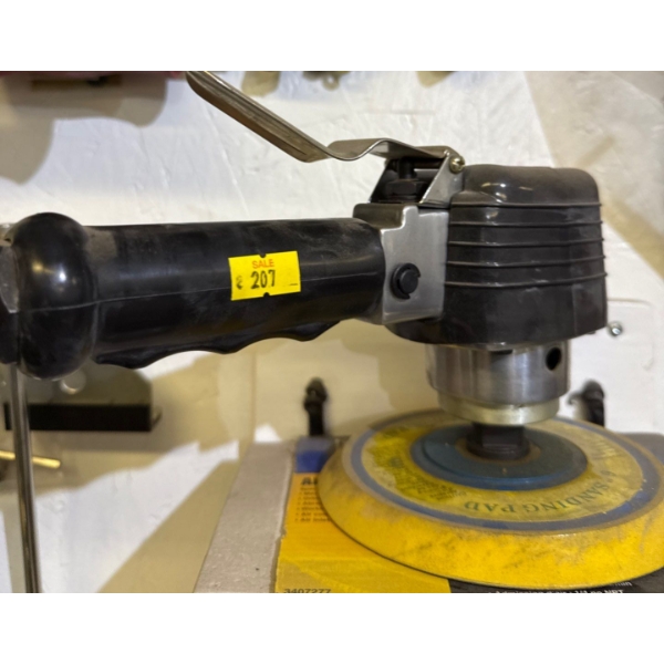 Grinding Disks Hole Saws w/ 5 Amp Plunge Router 