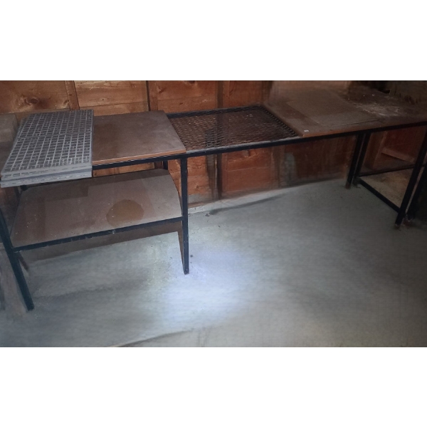 Workbench 84 W, 20 D, 29 T