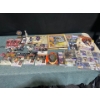 Image 1 : Headliners Collectable Figures & Signed Hockey Memorabilia