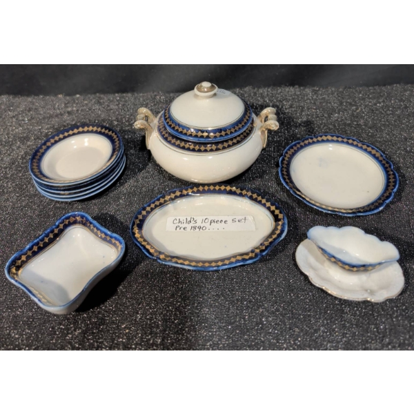 Decorative Child's 10-Piece Ceramic Dish Set with Blue and Gold Accents
