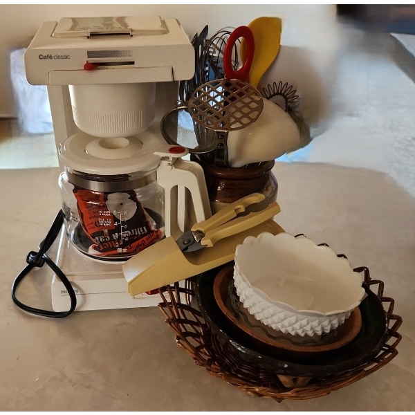 Philips 10 Cup Cafe Classic Coffee Maker, Cooking Utensils, Kitchen Scissors and More!
