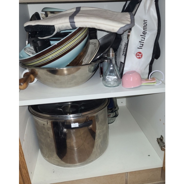 Cooking Essentials Includes: Stockpot, Baking Dishes, Rolling Pin and More!