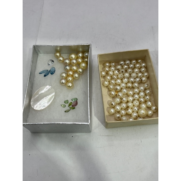 Loose Gemstones, Pearls, and Beads