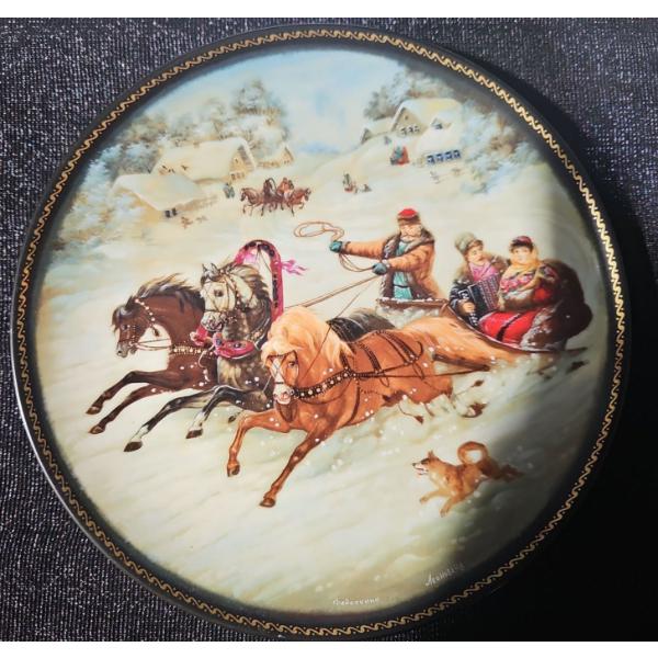 Natalya V. Leonova "A Winter Sleigh Ride"  Bradford Exchange Decorative Plate
