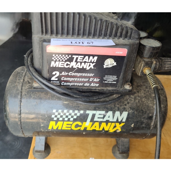Team Mechanix 2 Gallon Air Compressor Model 410788