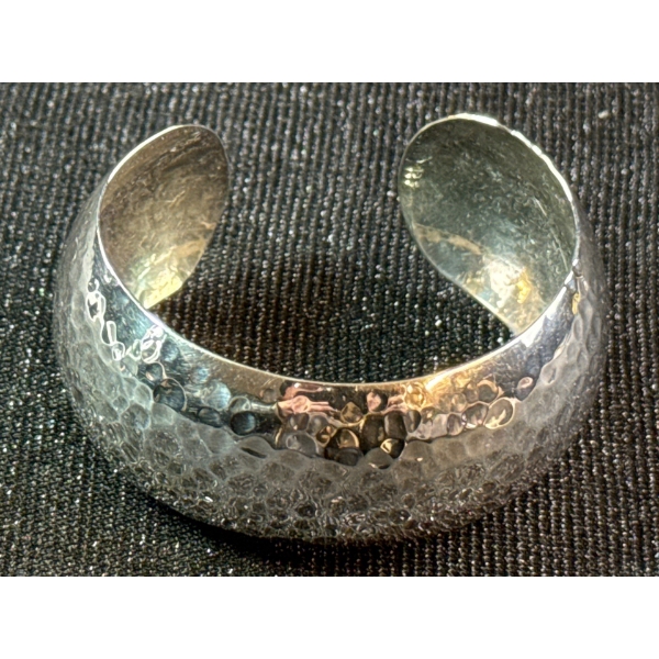 Sterling Silver Hand Made Hammered Bracelet 30.8g