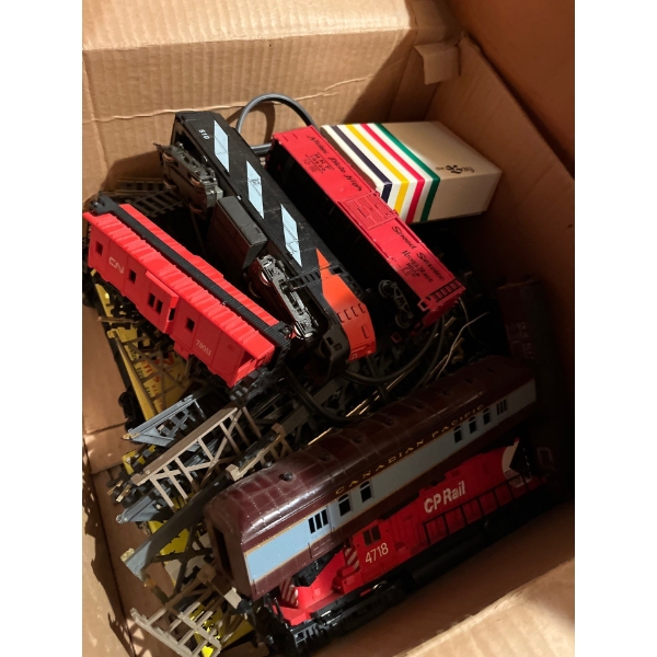 CP Rail  vintage train set with track and attachments made in Italy CP rail carts. 