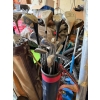 Image 1 : Set of vintage golf clubs