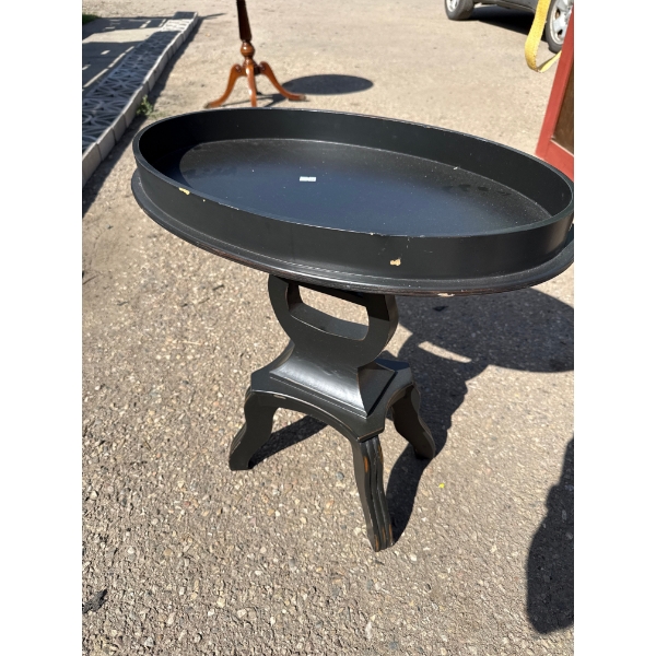 Black Side Table (11" X 15" X 25")